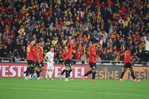 Göztepe, 5 golle 8 maç serisi yaptı! Kasımpaşa... (ÖZET-GOLLER)