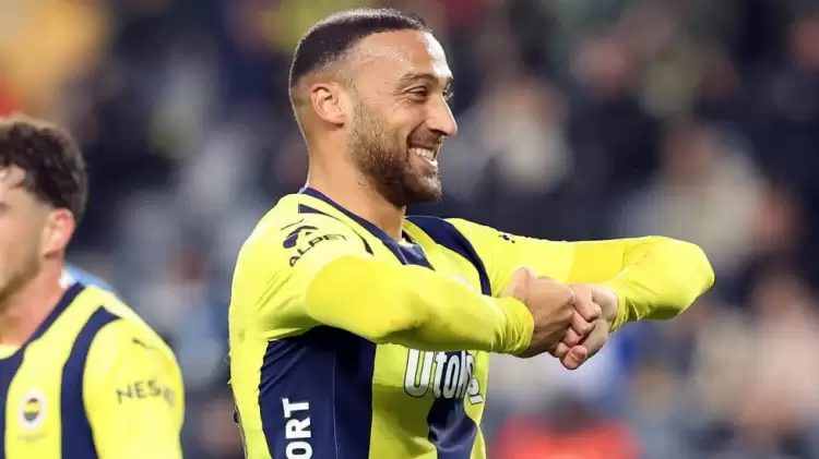 Cenk Tosun Fenerbahçe'den ayrılmıyor