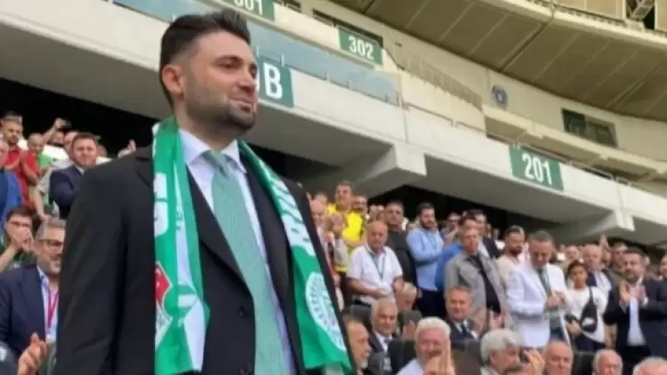 Bursaspor Başkanı Enes Çelik'ten 'transfer tahtası' paylaşımı