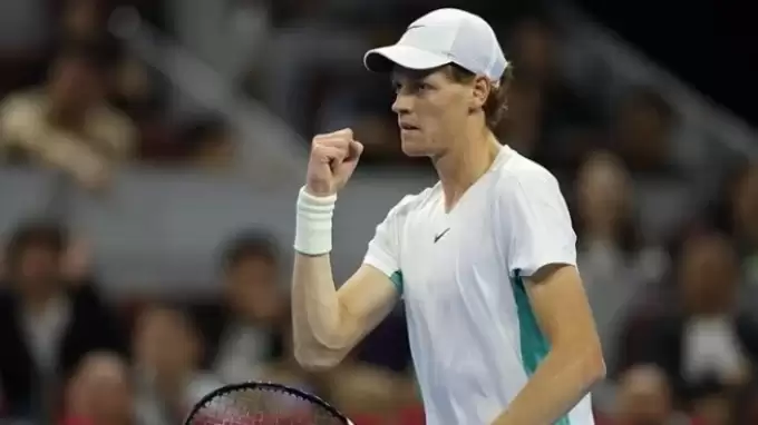 Avustralya Açık'ta Sinner, rakibine set vermedi