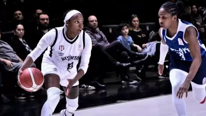 Beşiktaş, evinde boyun eğdi