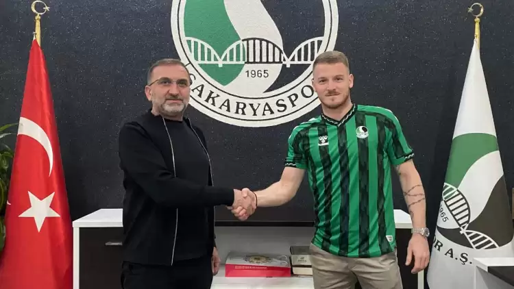 Sakaryaspor'dan forvet hamlesi! Sırp golcü imzayı attı