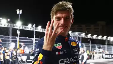 Verstappen gözünü yönetim koltuğuna dikti!