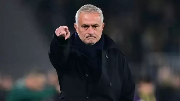 Fenerbahçe'den Jose Mourinho'ya doğun günü hediyesi