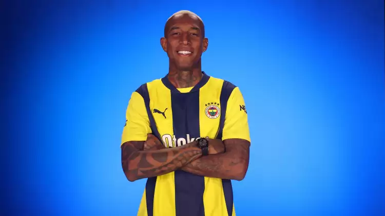 Fenerbahçelilerin beklediği imzayı attı! İşte Talisca'nın ilk sözleri...