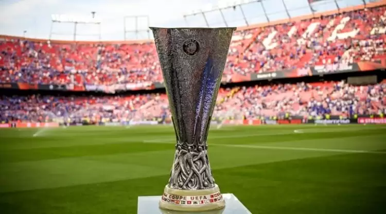 İşte Galatasaray ve Fenerbahçe'nin UEFA Avrupa Ligi play-off turundaki muhtemel rakipleri!