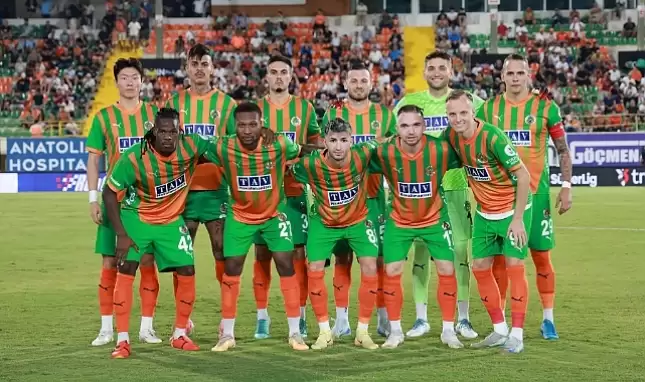 Alanyasporlu futbolcu Fenerbahçe maçında cezalı duruma düştü!