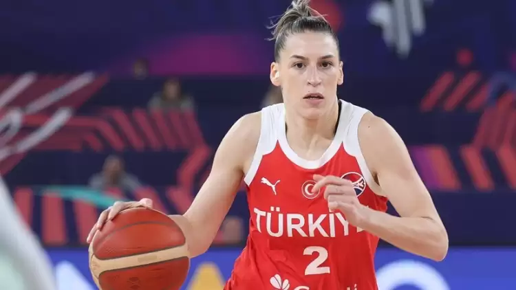 Phoenix Mercury, milli basketbolcu Sevgi Uzun'u "takasla" kadrosuna kattı