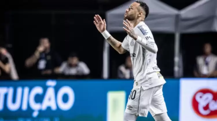 Santos'ta Neymar geri döndü! Futbolcular fotoğraf çekilmek için sıraya girdi