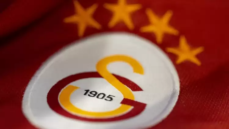 Galatasaray'a sürpriz sol bek! 5 kilometre uzaklıkta...