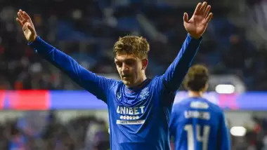 Galatasaray ile Beşiktaş istiyordu! Yıldız isimden Türkiye kararı...