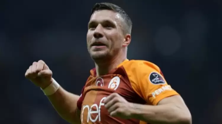 Lukas Podolski'den Fenerbahçelileri kızdıracak paylaşım!