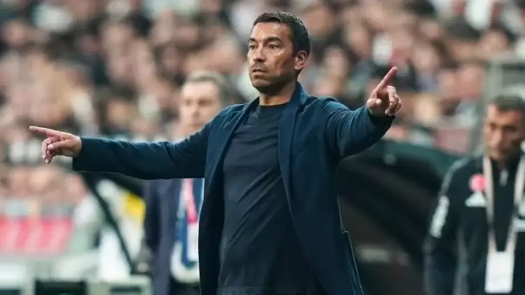 Giovanni van Bronckhorst geri mi dönecek? Açıkladı