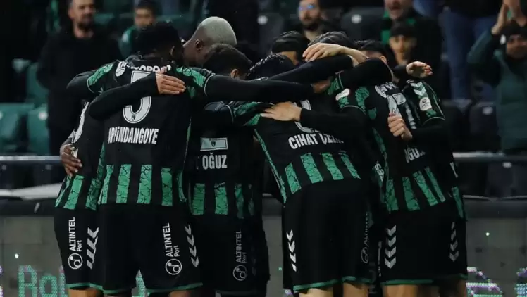 1.Lig Kocaelispor - Çorum FK Maç Sonucu: 2-0 (Yazılı Özet)