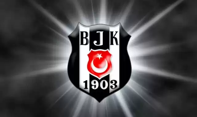 Beşiktaş'ta iki isim için transferde son karar çıktı! Biri ayrılıyor...