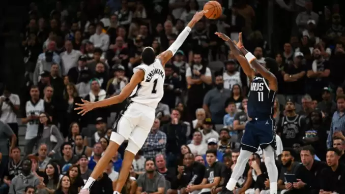 NBA'in uzaylısı Wembanyama sezonu kapattı!