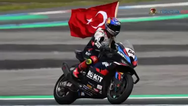 Son şampiyon, Avustralya'da sahne alıyor!