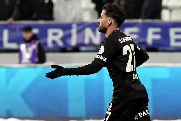 Rafa Silva gol atmaya devam ediyor!