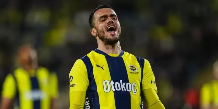 Fenerbahçe'de kiralık transfer Kostic için karar verildi