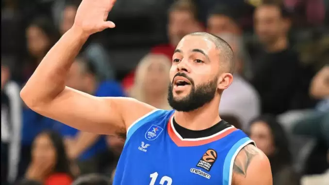 Evinde yıkılmayan Anadolu Efes aradan sağlam döndü