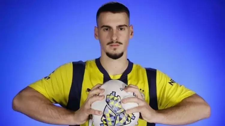 Fenerbahçe lisansını çıkaramamıştı! Milli davet aldı...