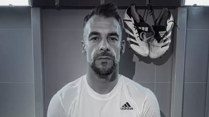 Beşiktaş'ta forma giymişti! Kariyerini noktaladı