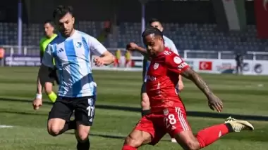 Erzurum'da müthiş maç! 2-0'dan gelerek kazandılar