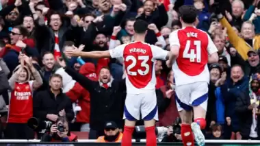 Londra derbisi Arsenal'in!