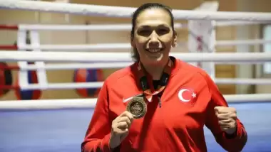 Dünya üçüncüsü milli boksör Elif Güneri'den lobi sitemi