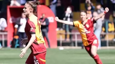 Galatasaray, Beşiktaş'a 3 attı seri 10 dedi!