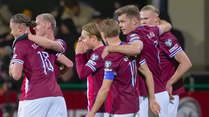 Norveç'ten gol yağmuru! Sörloth, Haaland...