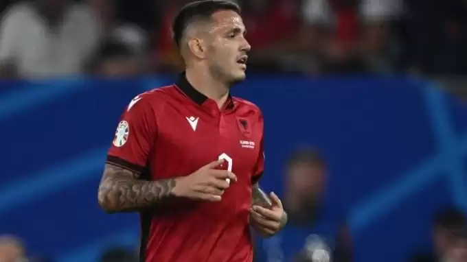 Rey Manaj yıldızlaştı, Arnavutluk kazandı