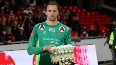 Maçın oyuncusuna yumurta hediye edildi! Haaland'ın...