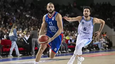 Anadolu Efes, Telekom'u 100'ledi