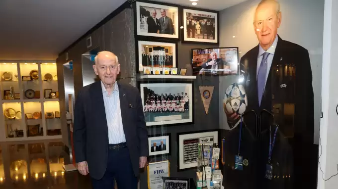 TFF Müzesi'nde Şenes Erzik için özel bir köşe oluşturuldu