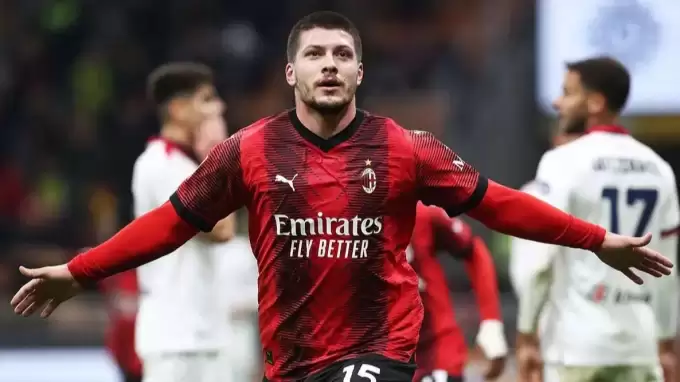 Real Madrid'den 63 milyona ayrılmıştı! Babası açıkladı: Süper Lig devleri istiyor