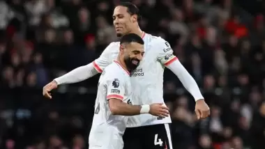 Salah'tan flaş Liverpool kararı! Gelecek sezon...