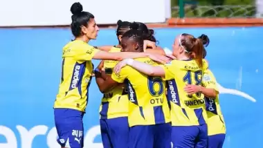 Fenerbahçe şampiyonluk yolunda hata yapmadı! Kaldı son 3...