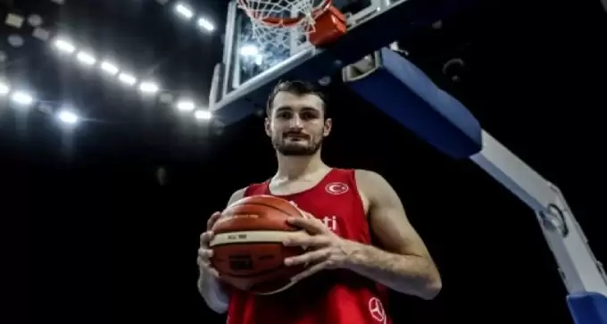 Milli basketbolcu emekli oldu