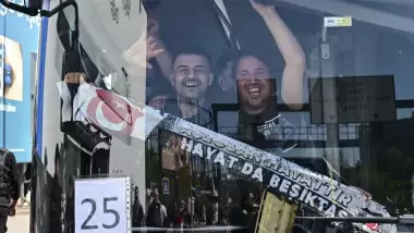 Beşiktaşlı taraftarlar, Ülker Stadı'na hareket etti