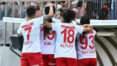 Fomget'ten Fenerbahçe'ye gönderme!