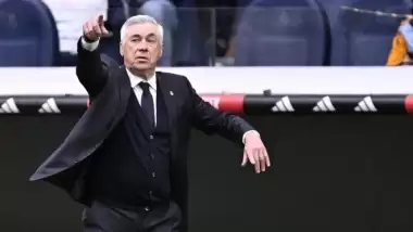 Real Madrid'de beklenen son yaklaşıyor: Ancelotti!