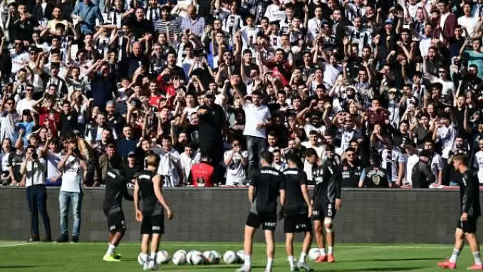 Beşiktaş’tan taraftara açık antrenman