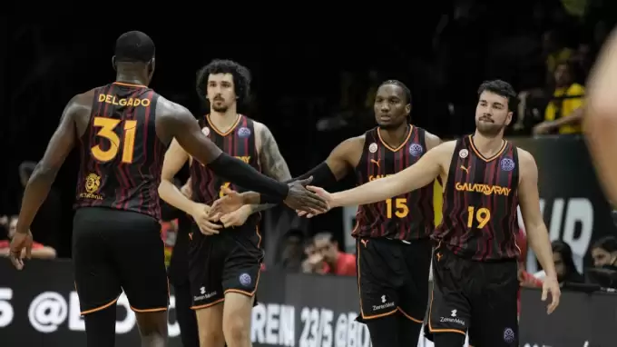 Galatasaray maç içinde yeniden doğdu! Avrupa'da finalde...