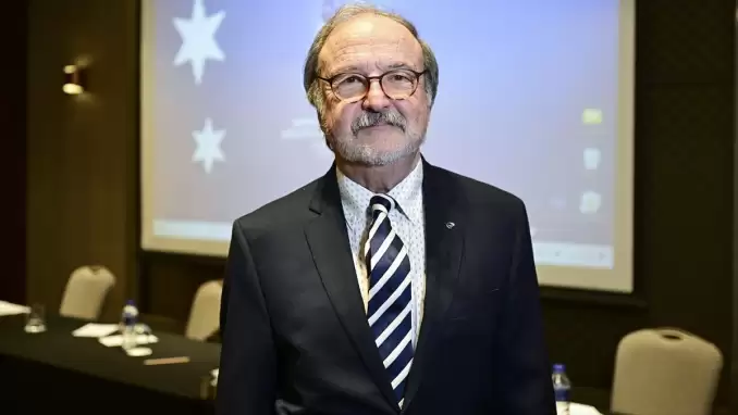 Eczacıbaşı cephesinden ayrılık açıklaması: Oyuncular gelir, gider