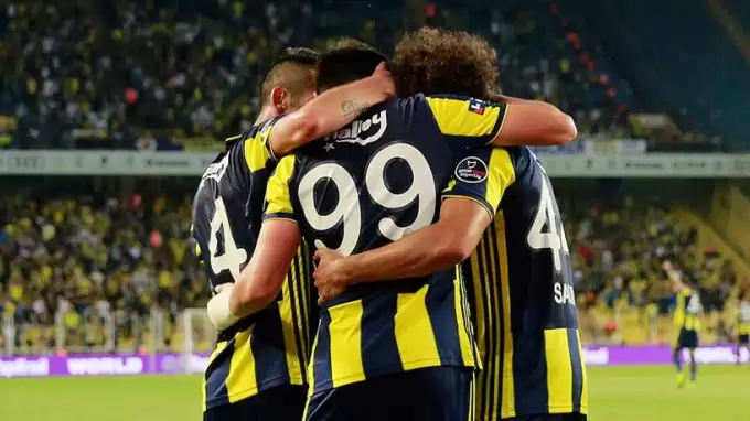 Fenerbahçe’nin eski yıldızı için transfer savaşı: Bonservis ateş pahası