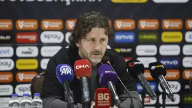 Fatih Tekke'den transfer açıklaması: Oyuncu izlemelerimiz devam ediyor