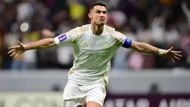 Al Nassr logosunu değiştirdi