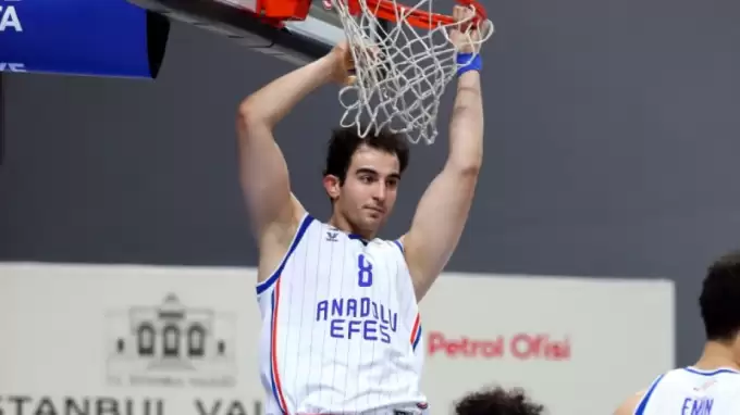 Efes'in genç yıldızı Amerika yolcusu