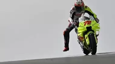 MotoGP Britanya etabında zafer Marco Bezzecchi'nin